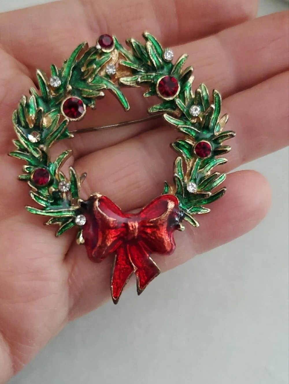 Festive Green and Red Wreath Brooch with Red Bow